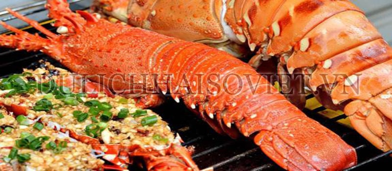 thuong-thuc-dac-san-tom-hum-trong-tour-binh-ba-2-ngay-2-dem